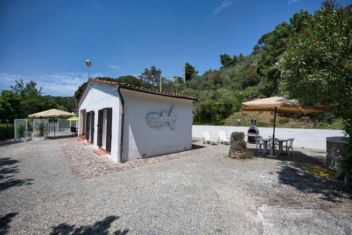Alloggi Del Mirto A Morcone - Goelba Capoliveri  Eksteriør billede
